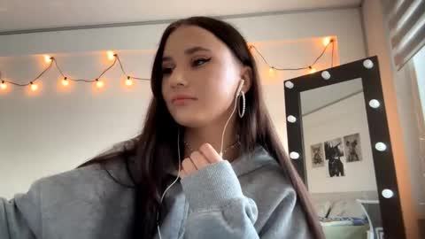 Leli online show from March 14, 12:09 pm