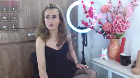Snapshot of maghenta chatting on October 21, 8:34 pm Maghenta-MS mature online show from October 21, 8:34 pm