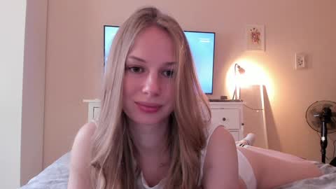 Alice  online show from January 7, 11:15 am