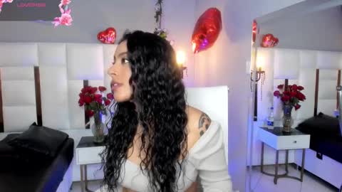 Snapshot of magic_marg chatting on February 20, 8:36 pm Marge online show from February 20, 8:36 pm