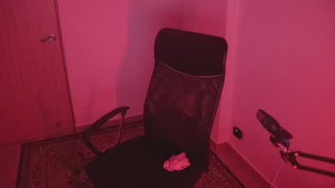 Tony Hoffa online show from November 10, 11:51 pm