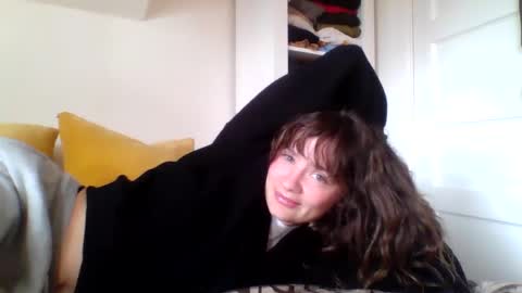 Snapshot of magicalmissmolly chatting on October 27, 9:04 pm magicalmissmolly online show from October 27, 9:04 pm