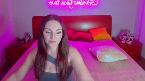 Lili and Bella online show from March 12, 10:48 am