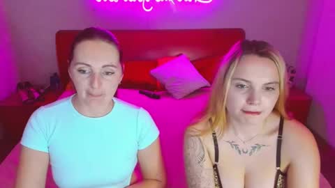 Lili and Bella online show from February 26, 10:27 am