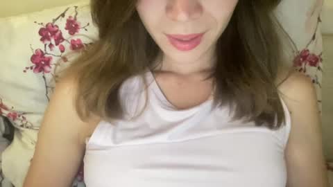 magicgirl50053 online show from June 24, 6:37 pm