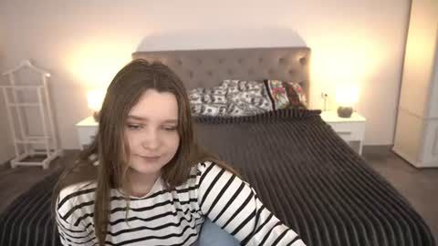 Emily online show from June 17, 12:43 pm
