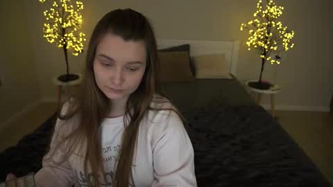 Emily online show from October 3, 7:05 am