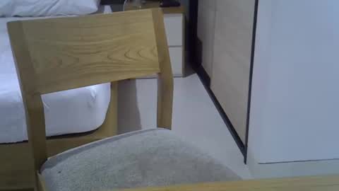 Eli online show from September 25, 8:21 am