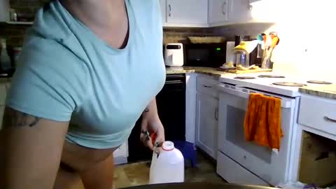 Kaye online show from September 18, 10:41 am