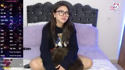 Snapshot of maiaa_evans chatting on January 26, 8:14 am    t  online show from January 26, 8:14 am