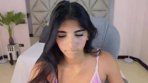 Maiaa Ruiz  online show from November 15, 3:13 pm