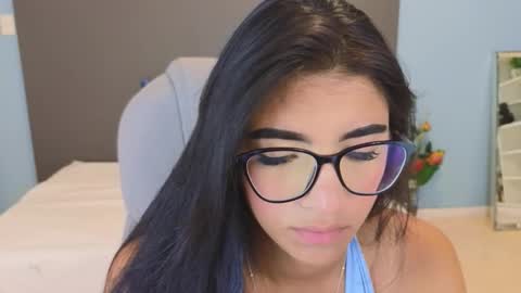 Maiaa Ruiz  online show from October 16, 2:49 pm