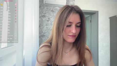 M I A online show from June 8, 7:09 am