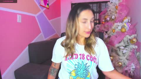   online show from January 22, 11:32 pm