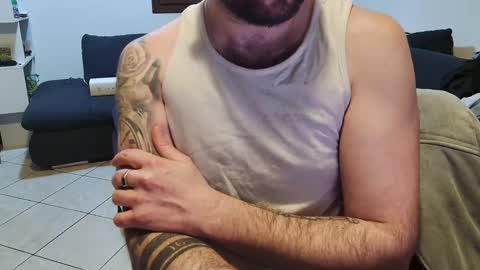 maialinofriuli online show from February 4, 1:09 am