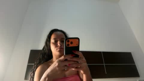 Maia  online show from June 11, 8:18 pm
