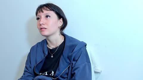 maibys online show from April 3, 3:46 am