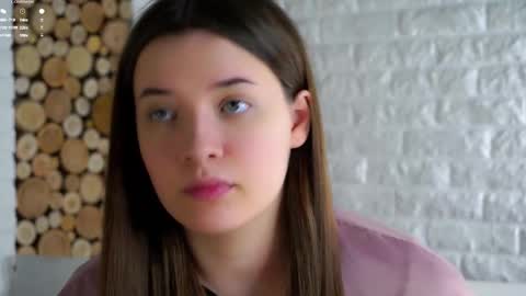 Lucy online show from December 17, 2:18 am