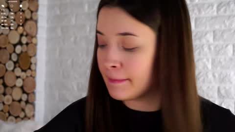 Lucy online show from October 10, 4:18 am