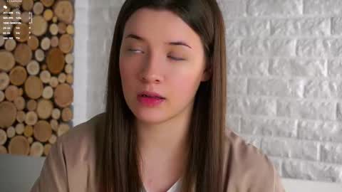 Lucy online show from November 1, 2:34 am