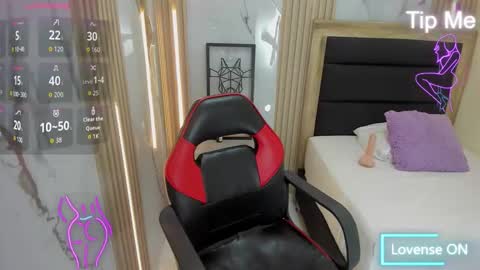 MAIRA online show from November 11, 12:40 pm