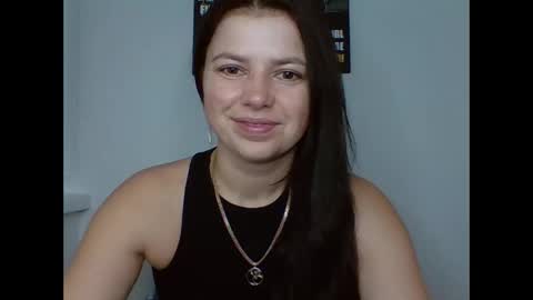 make_mesmile online show from December 3, 7:03 pm