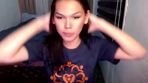 KEANA online show from December 2, 11:41 am