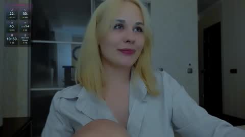 Kate online show from March 9, 5:28 pm