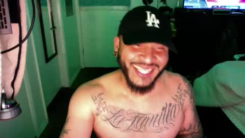 malafe10inch online show from December 3, 5:08 am