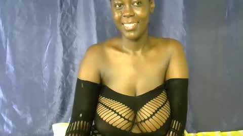 malaika_musa online show from May 31, 5:50 am