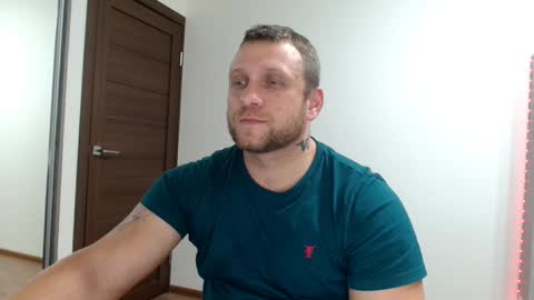 malchyshka online show from November 20, 8:50 pm