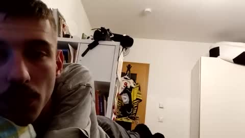male20y online show from April 30, 12:26 am
