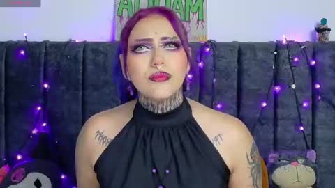 maliciaxpoison online show from July 9, 3:21 am