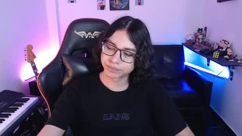 Malik  online show from March 6, 8:05 pm