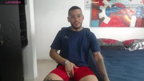 Snapshot of malikzzain chatting on October 28, 7:37 pm Zain Malik online show from October 28, 7:37 pm