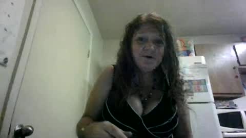 Snapshot of malinda702 chatting on September 30, 8:36 am malinda702 online show from September 30, 8:36 am