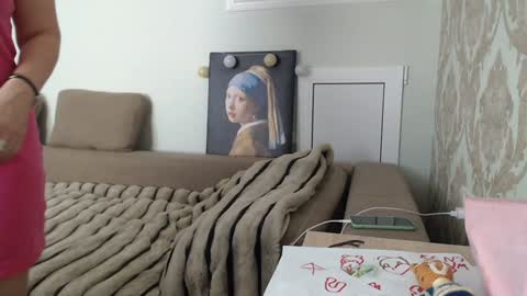 mallinia online show from January 18, 12:14 pm