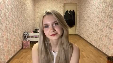 Amelia online show from January 15, 3:21 pm