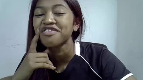 Malluna online show from April 29, 5:30 pm