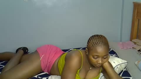 mama_pussie online show from December 5, 11:41 am