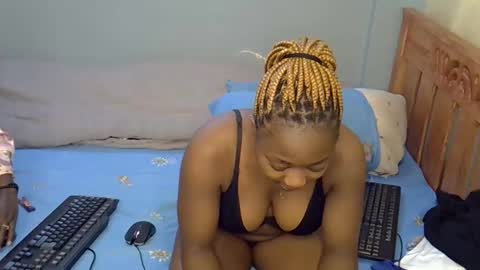 mama_pussie online show from October 6, 12:56 pm