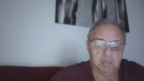 Snapshot of mambow99 chatting on October 20, 1:10 am OLDMANFREE online show from October 20, 1:10 am