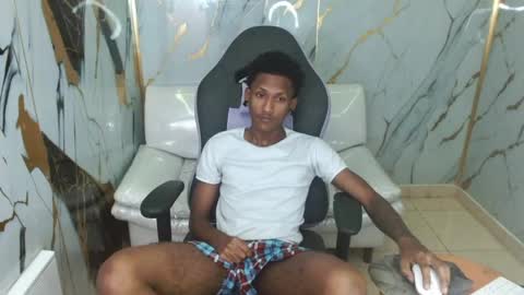man_sant11 online show from April 29, 5:51 pm
