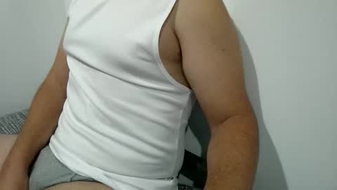 manbroadcasting001 online show from April 29, 7:08 pm