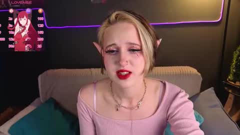 Luna online show from January 8, 9:53 pm