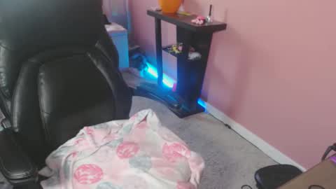 MandyBabyXXX online show from February 6, 7:27 pm