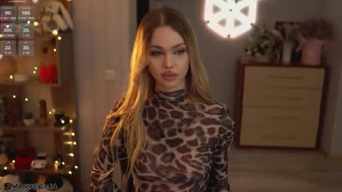 Amelie online show from September 29, 2:21 am