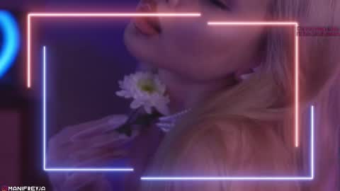 Amelie online show from February 16, 6:32 pm