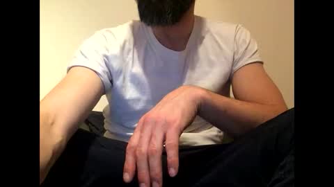 manni_ online show from November 10, 4:04 am