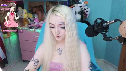 Manuela online show from March 10, 8:12 pm